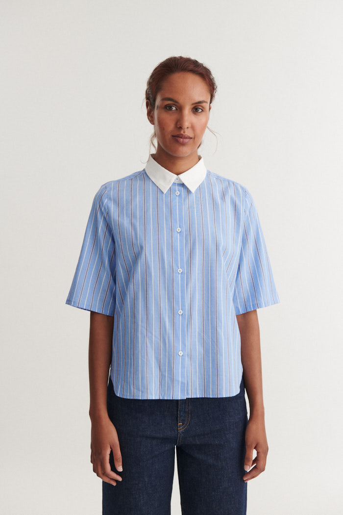 Basic Apparel Siba SS Shirt Skjorter 882 Frozen fjord / bright white / sky captain